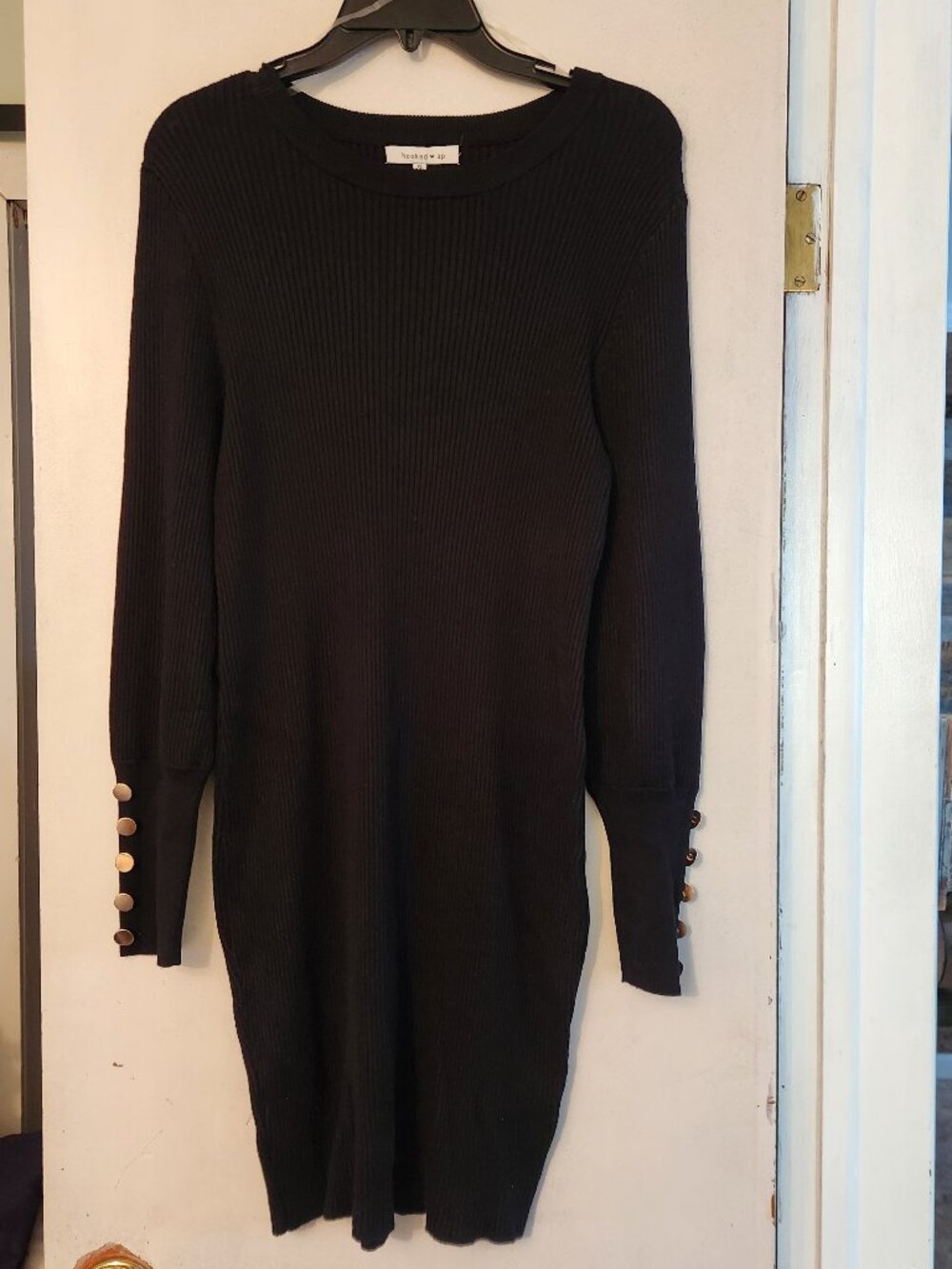 Fitted mid-length knit sweater dress with gold buttons